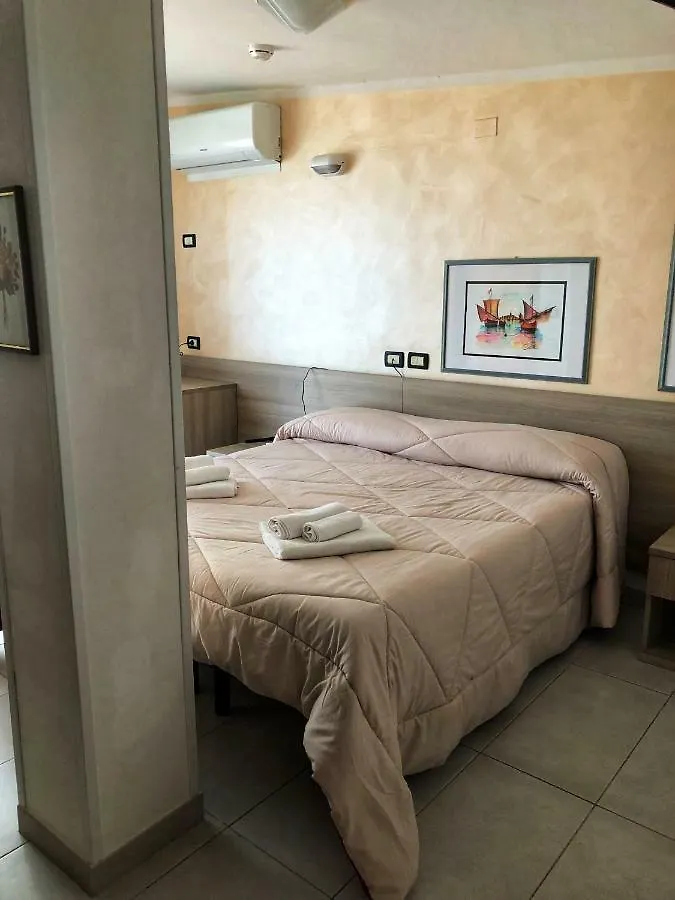 Hotel Amoha Rimini 2*,